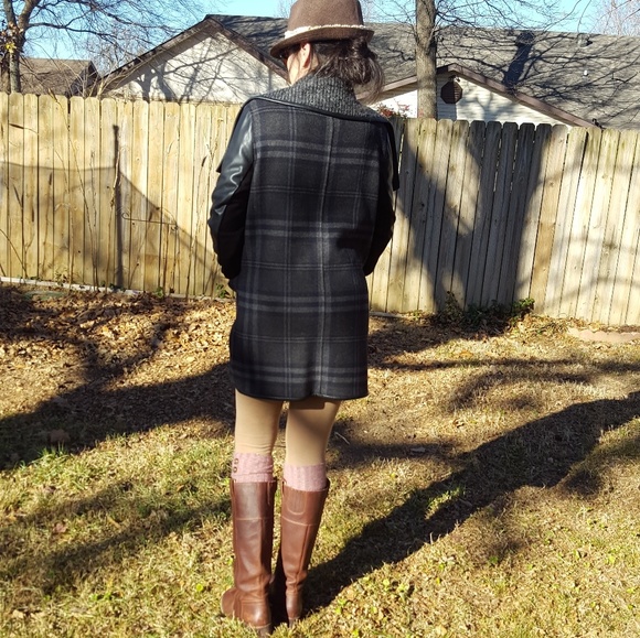 Vera Wang Wool Coat size S NWT - Picture 4 of 7